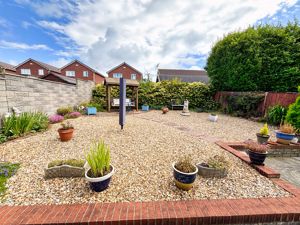 Photo 19- click for photo gallery